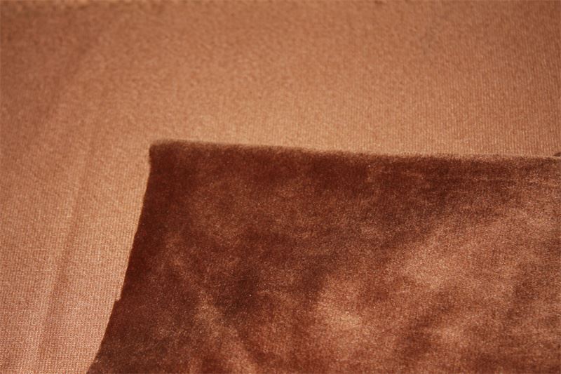 Materiaali elastaania